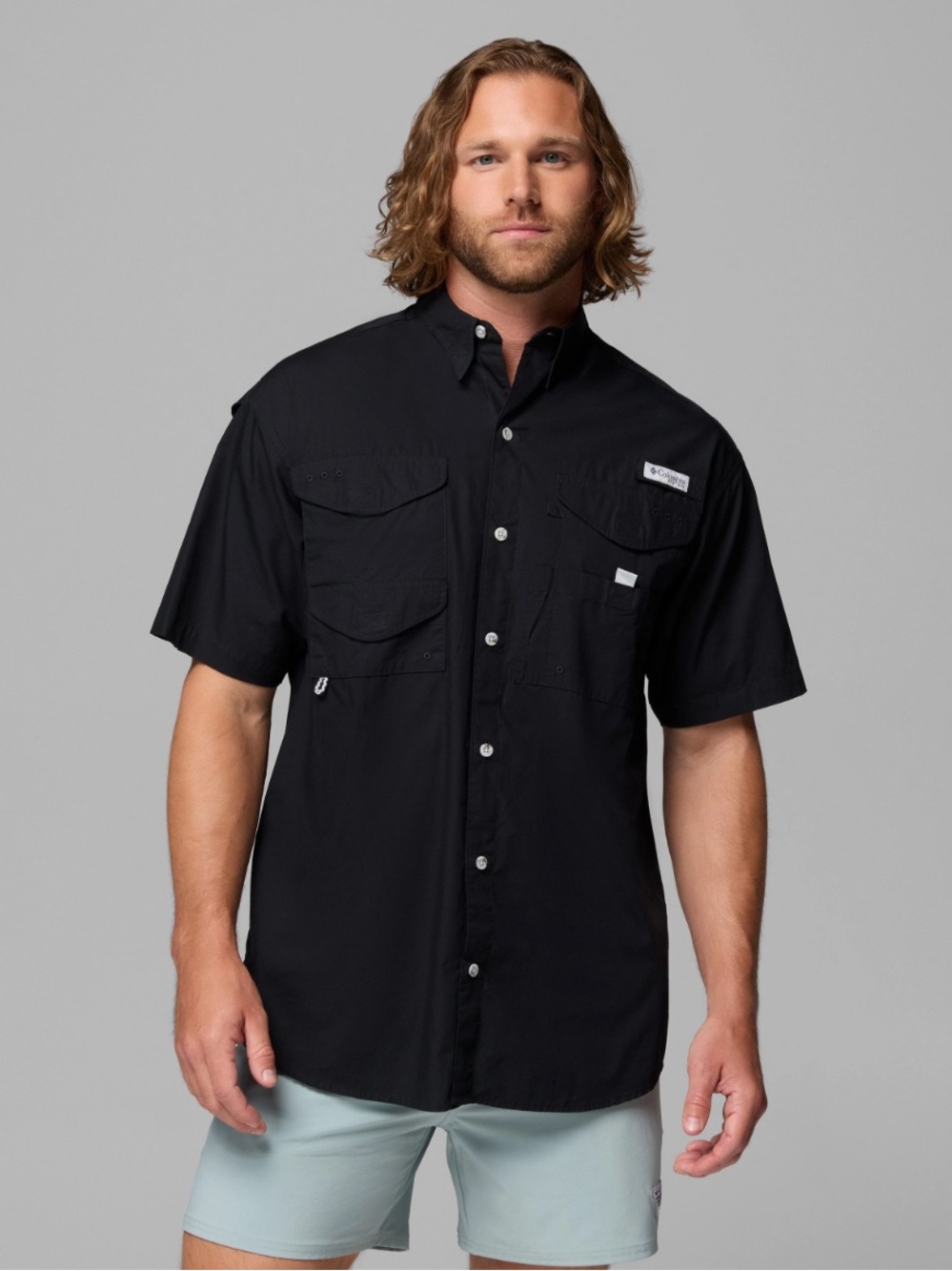 Columbia Black Short Sleeve Fishing Shirt with Chest Pockets